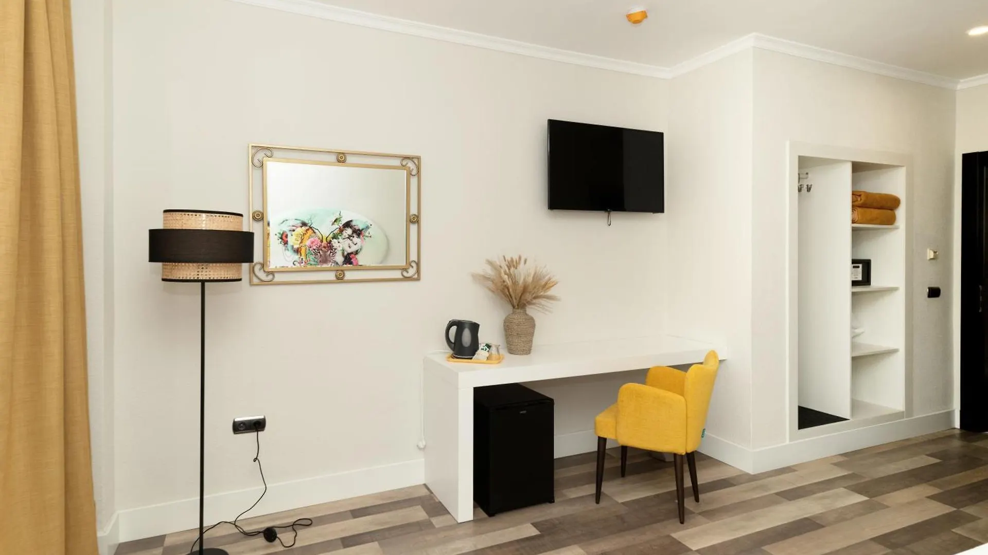 Hotel Altos De Istan 4*,
